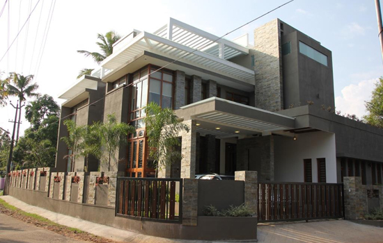 6 BHK house for sale in Angamaly
