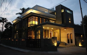 Villa for sale in Angamaly